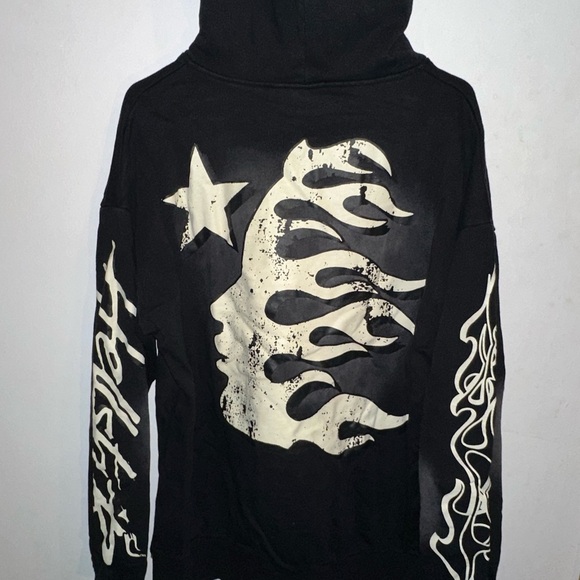Hellstar Black and White Graphic Hoodie - Picture 4 of 4